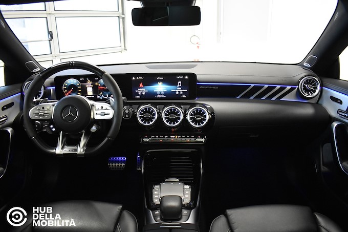 MERCEDES-BENZ CLA 45 S AMG 4Matic+ Shooting Brake